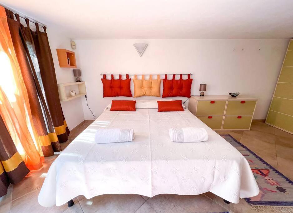 Hibryd: In Centro, A Due Passi Dal Mare Villa โอริสตาโน ภายนอก รูปภาพ